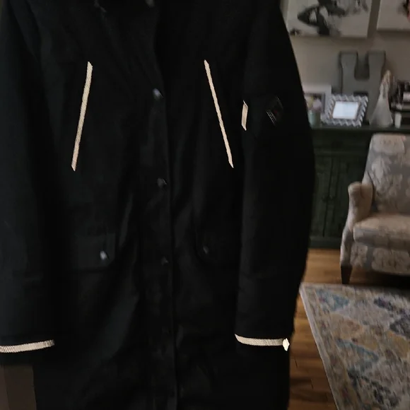 Women's Black Parka with Faux Fur Hood - Picture 6 of 7